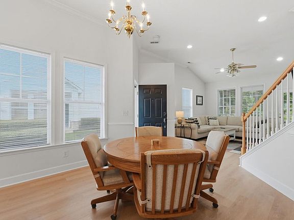 2nd image of 6095 Catalina Dr. #2611
