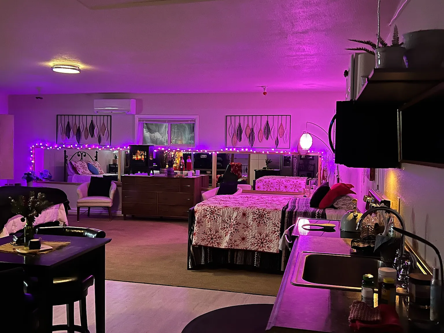 Studio, 1000 sqft, $1,600 — Photo 2