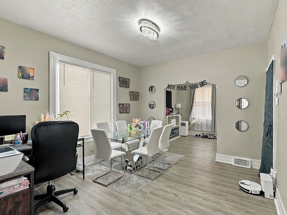 92 E Pleasant St, photo 7