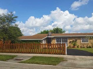 8675 SW 27th Ln, Miami, FL 33155