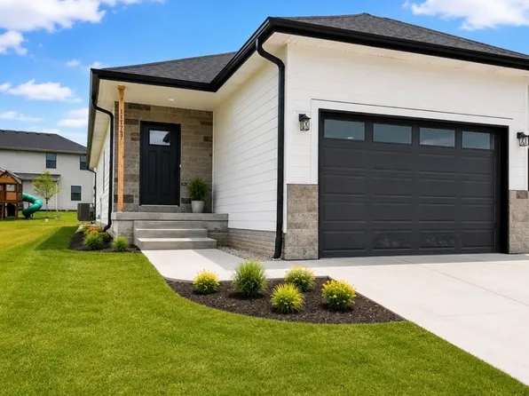 11759 S 125th St, Papillion, NE 68046