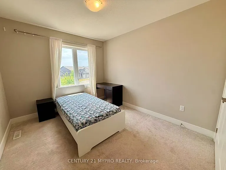 1375 Whetherfield St #22 — Photo 9