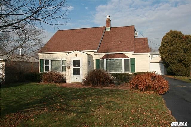 1st image of 27 Cooper Ln