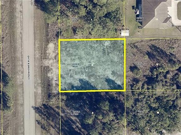 3rd image of 717-719 Eisenhower BLVD