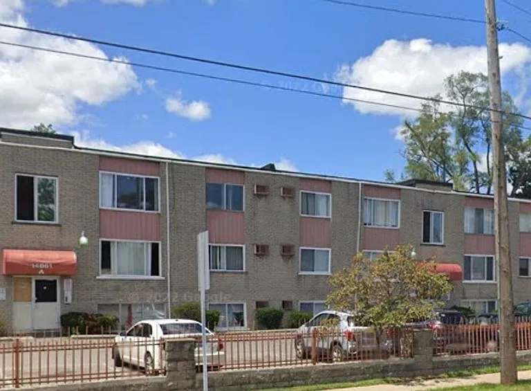 Stacey Ann Apartments — Photo 1
