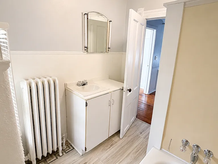 713 Madison Ave — Photo 7