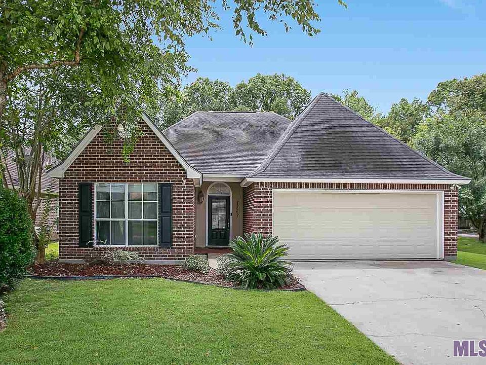 1st image of 38069 Cove Ct