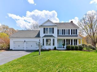 12 Lavender Ln, Walpole, MA 02081