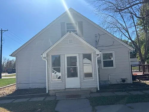 20515 Chippendale Ave Photo 1