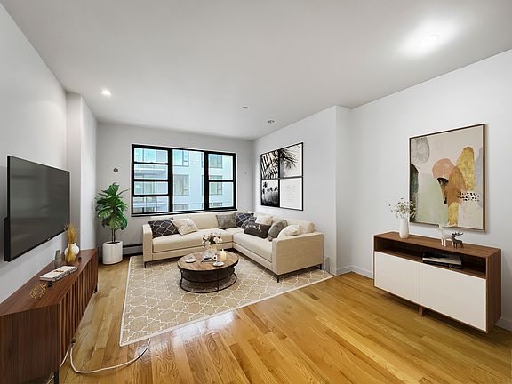 2nd image of 150 W 111th St APT 6C