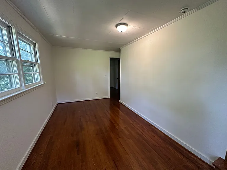 1604 McCall Dr — Photo 13