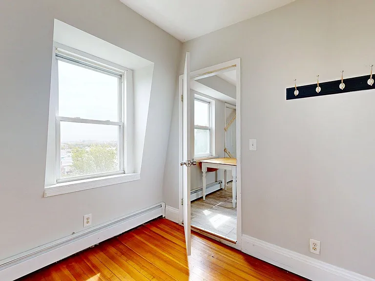 171 Trenton St #3 — Photo 14