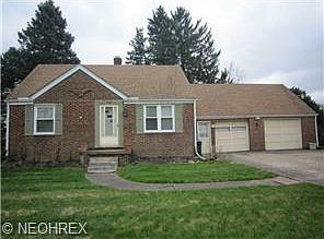 2nd image of 518 35th St SE