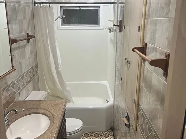 112 E Strait St, Gilman, IA 50106