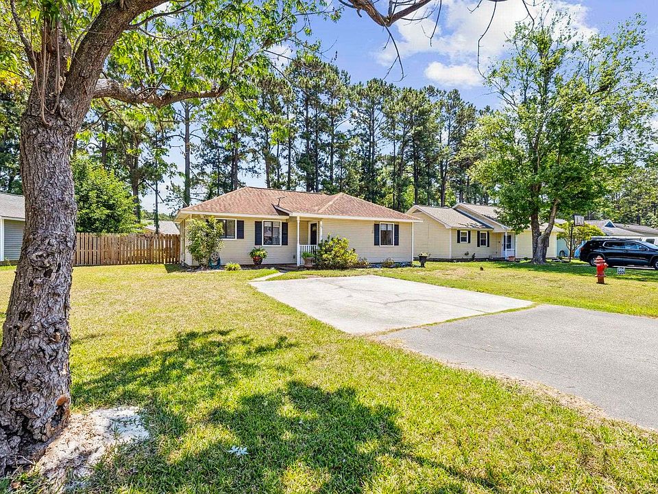 1st image of 23 Ryan Ln.