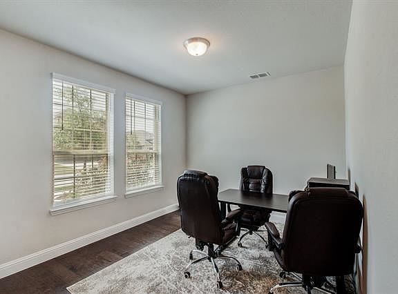 5th image of 920 Speargrass Ln