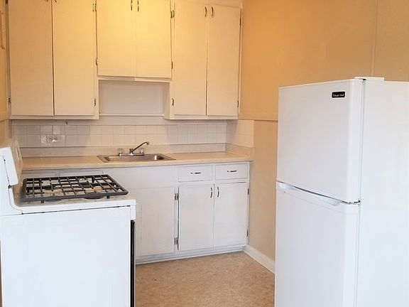 4th image of 833 E 14th Ave APT 109