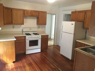 1214 E Mifflin St APT 2, Madison, WI 53703