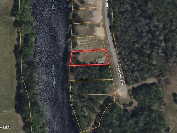 9922 Rivergate Drive NW, Ash, NC 28420