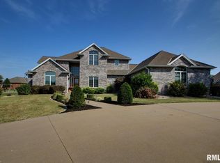 4315 Tennyson Ln, Quincy, IL 62305