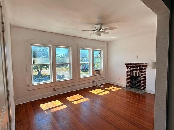 2nd image of 323 E Avenue C St