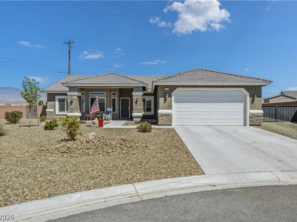 11 Weeping Willow Ct, Pahrump, NV 89048