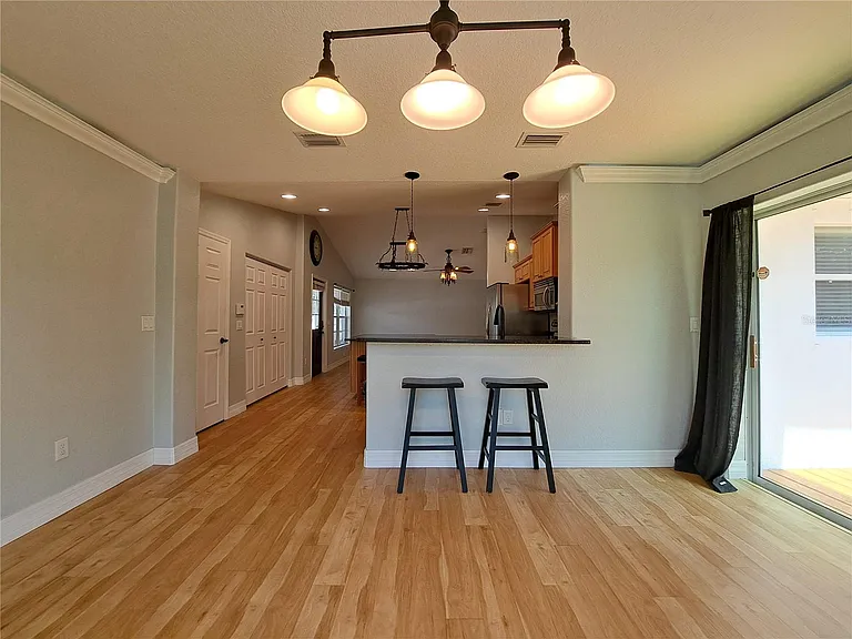 3819 Rosemary Dr — Photo 11