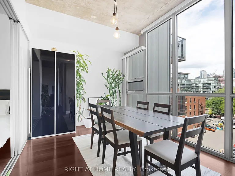 60 Bathurst St #610 — Photo 5