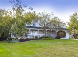 5533 Old Lake Shore Rd, Lake View, NY 14085
