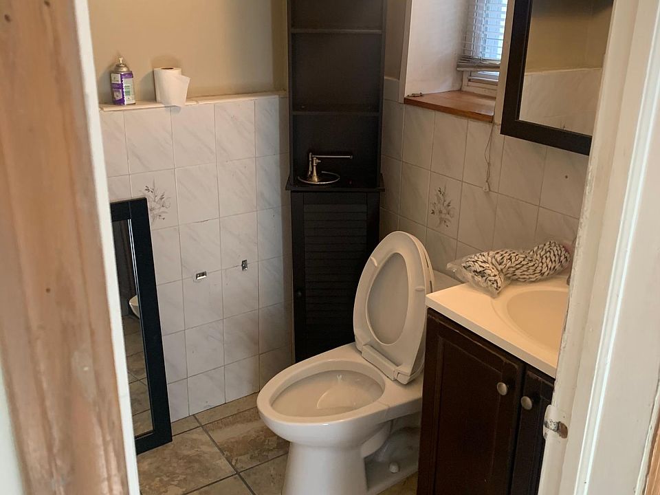 2nd image of 43-18 220th St