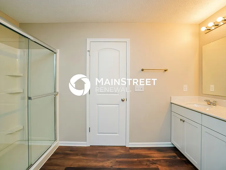 Main Bathroom