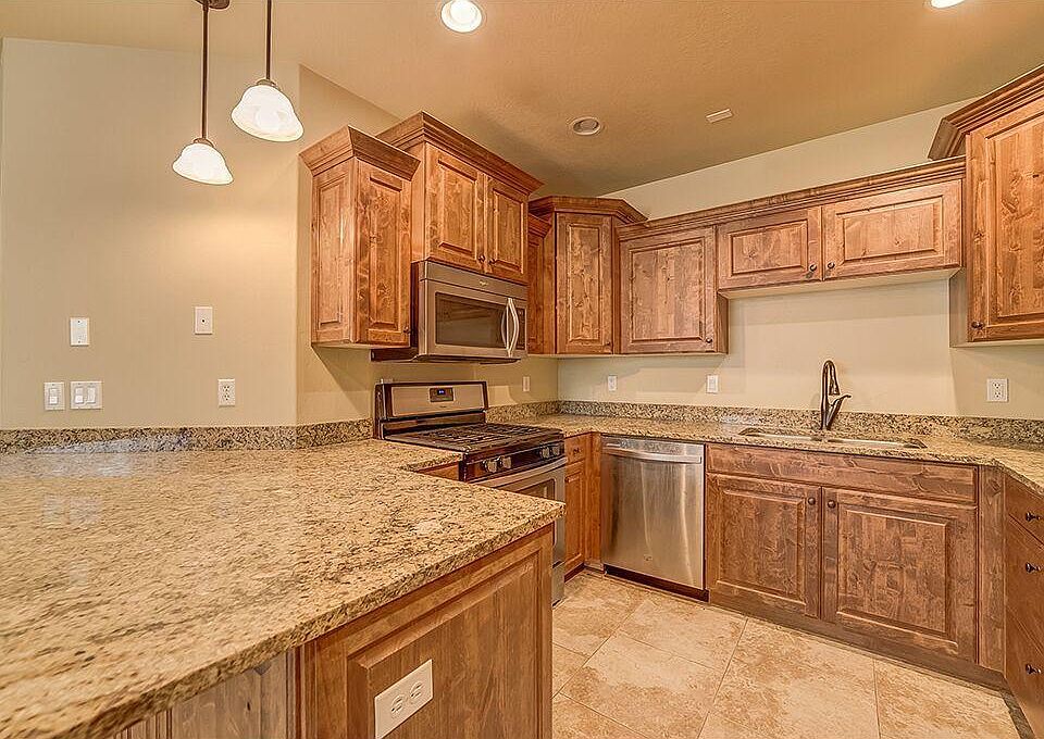 Kitchen additional view