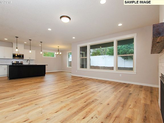 5th image of 2920 NE 168th Ave