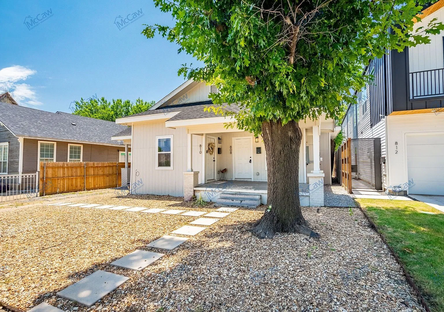 Charming & Fully Remodeled 2-Bedroom Home in Prime North Oak Cliff! — Photo 3