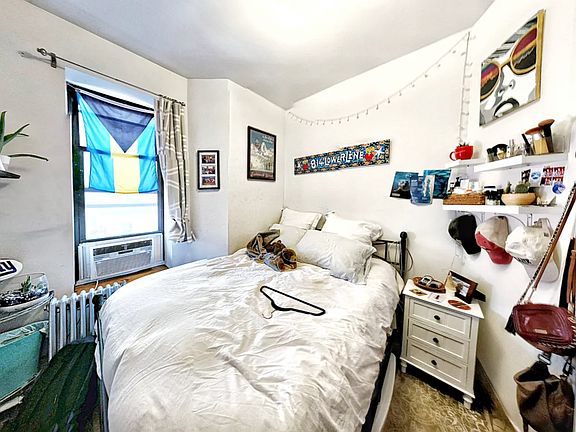 4th image of 188 2nd Ave APT 11