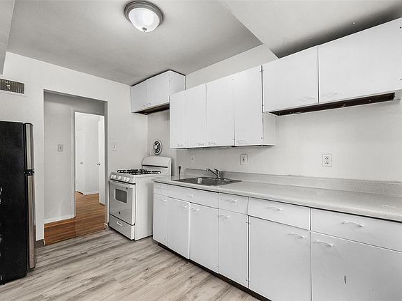 5th image of 115 Brigadoon Cir