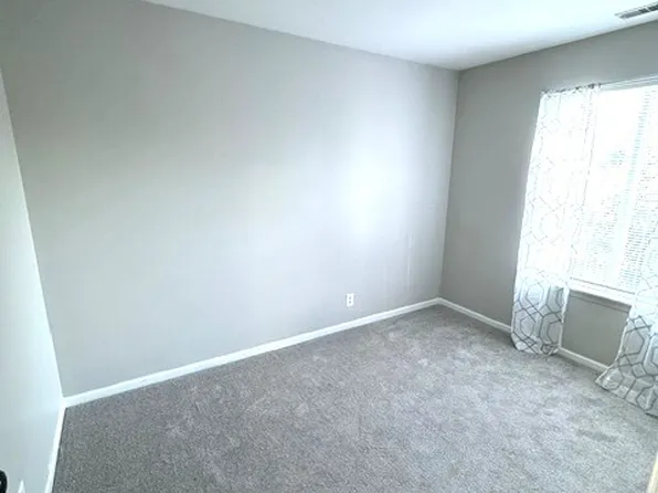 14225 S Napa Cir, Plainfield, IL 60544