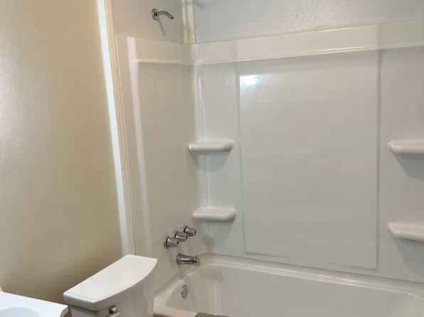 153 Airline Pl, Goldsboro, NC 27534