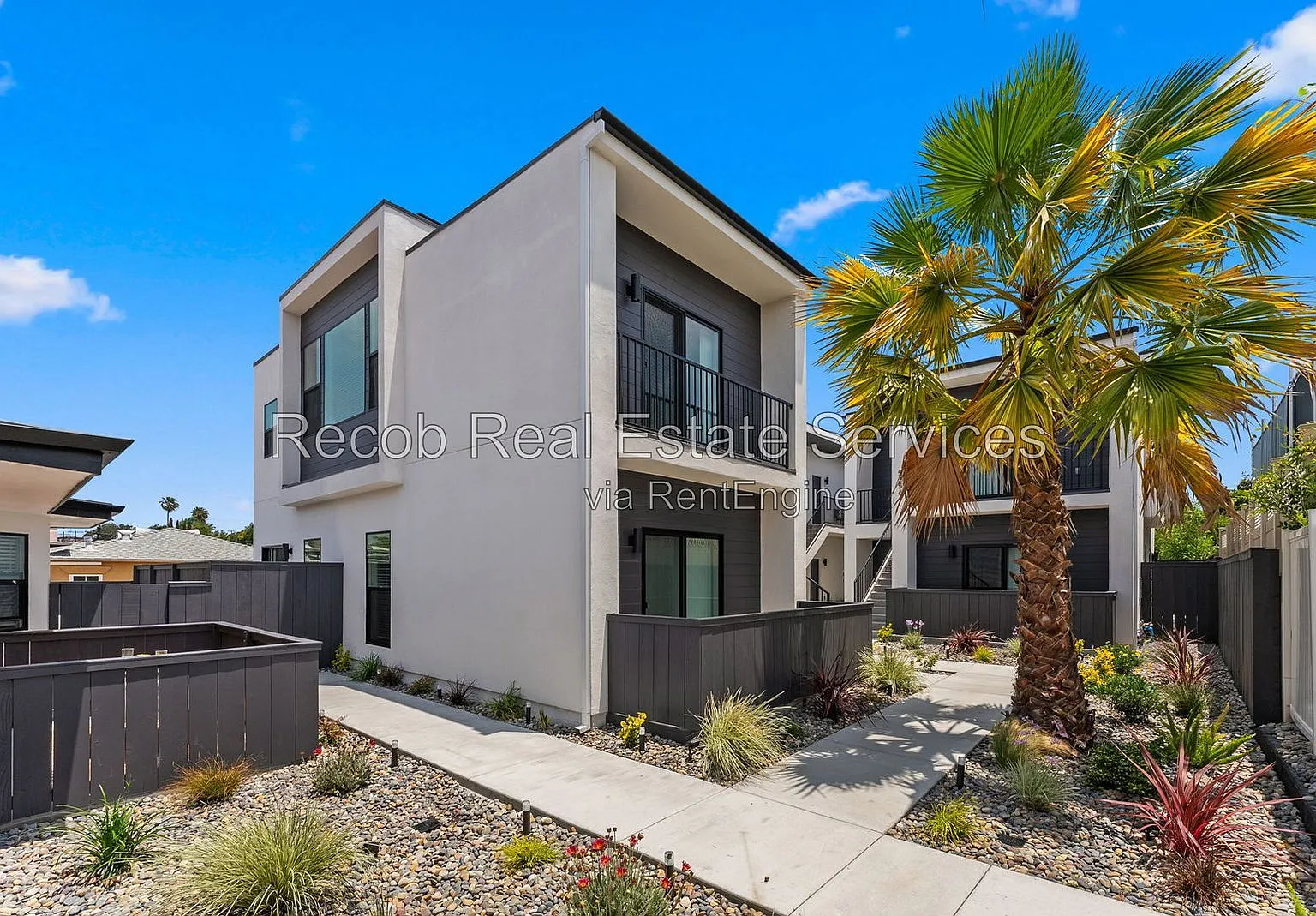 2 bed, 1.0 bath, 750 sqft, $2,845 — Photo 1