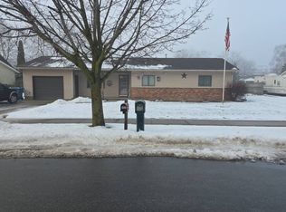 302 S Cass St, Standish, MI 48658