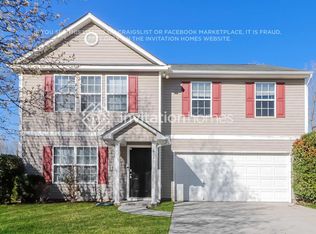 601 River Hills Ct, Charlotte, NC 28214