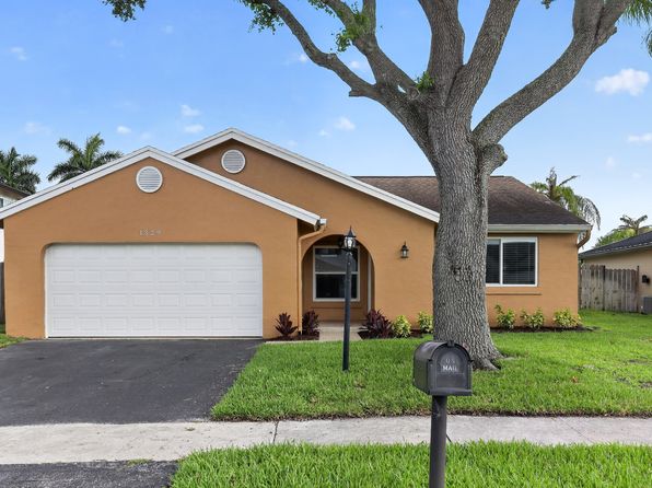 1329 SW 151st Way