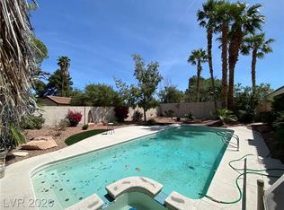3670 Willow Bend Ct, Las Vegas, NV 89121