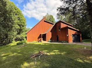 412 Logan Drive, Newport City, VT 05855
