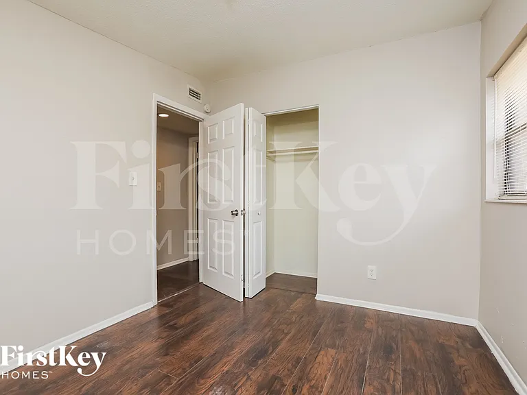 1030 Maxey Dr — Photo 12