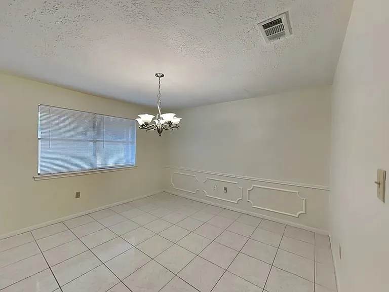 4903 Eagle Trail Dr — Photo 1