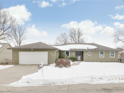 1050 Debbie Ln, Maryville, MO, 64468