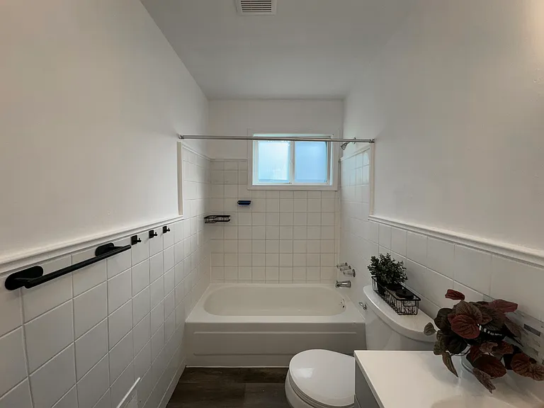 1615 E Greig Ave — Photo 14