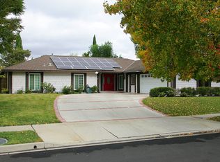 391 Venus St, Thousand Oaks, CA 91360