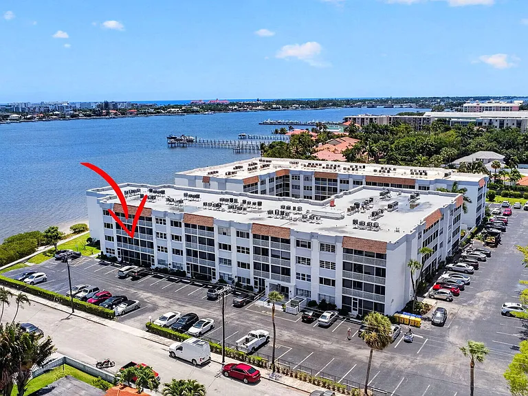 1502 S Lakeside Dr #214 — Photo 46
